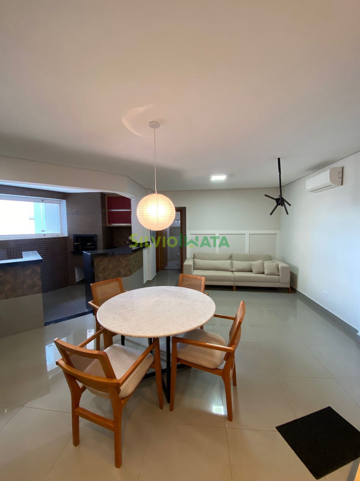 Apartamento para alugar em Zona 07, Maringá — Portal Chave Fácil