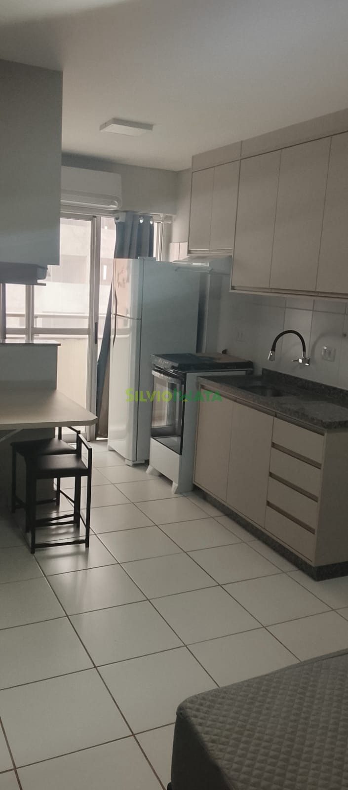 Kitnet para alugar em Zona 08, Maringá — Portal Chave Fácil