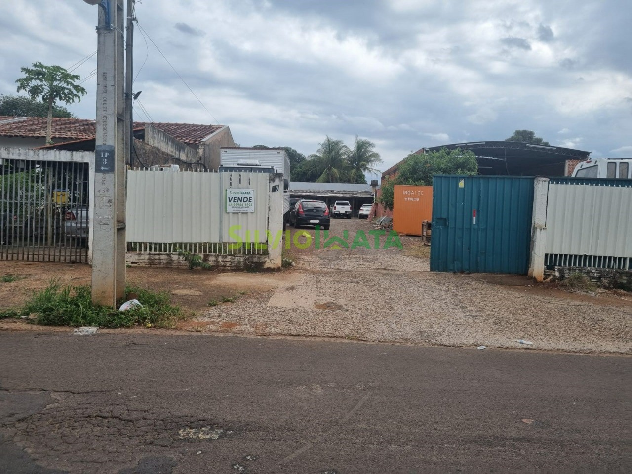 Terreno/Área à venda em Vila Santo Antonio, Maringá — Portal Chave Fácil