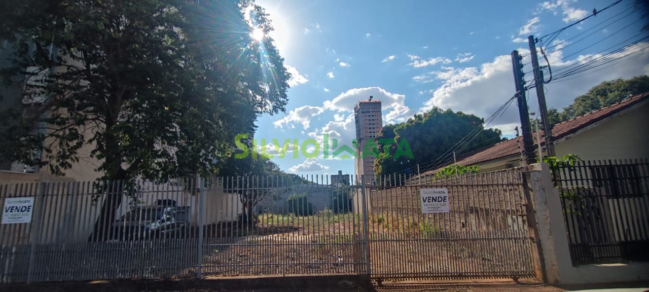 Terreno/Área à venda em Zona 07, Maringá — Portal Chave Fácil