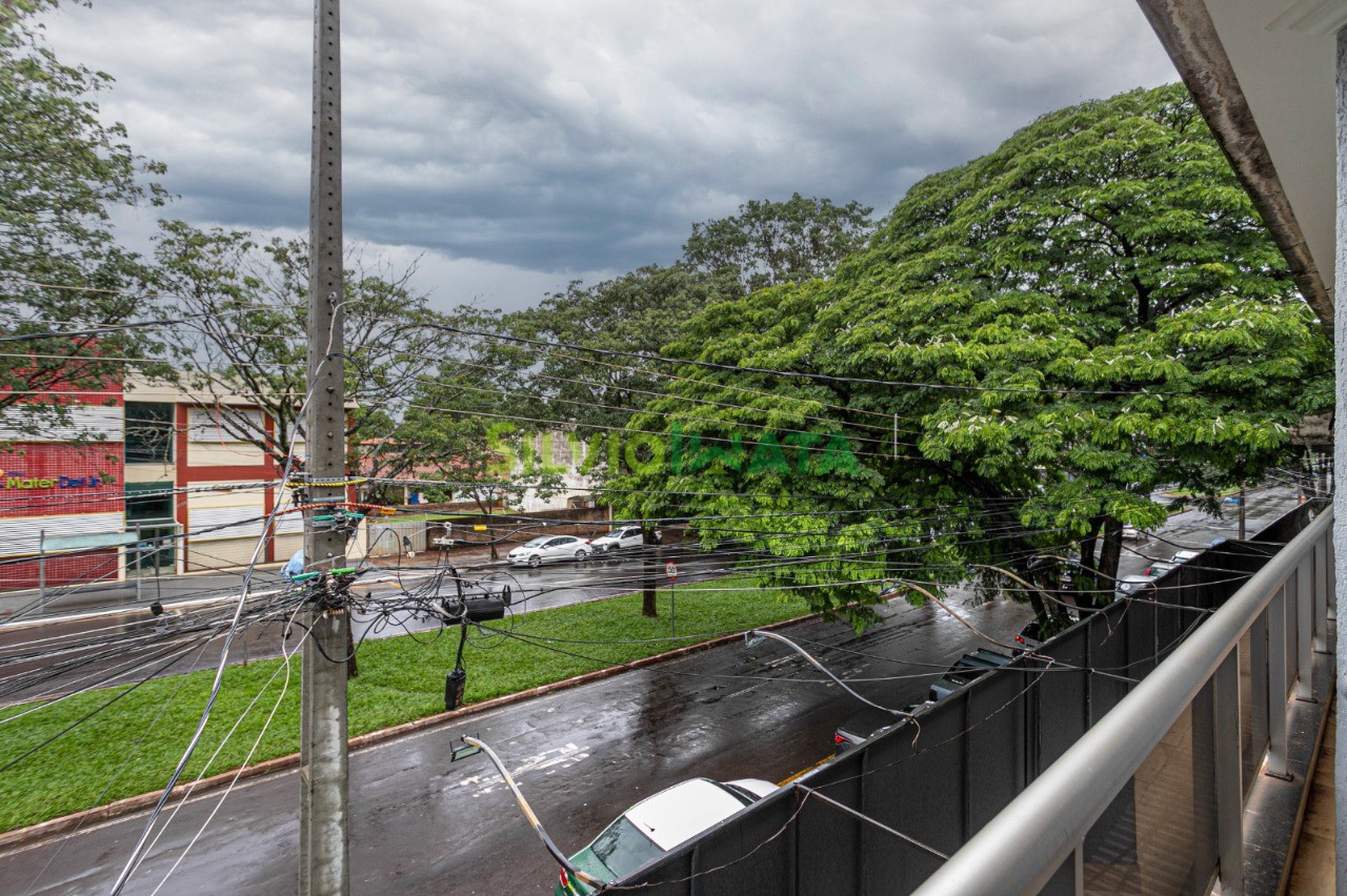 Sobrado à venda em Parque Palmeiras, Maringá — Portal Chave Fácil