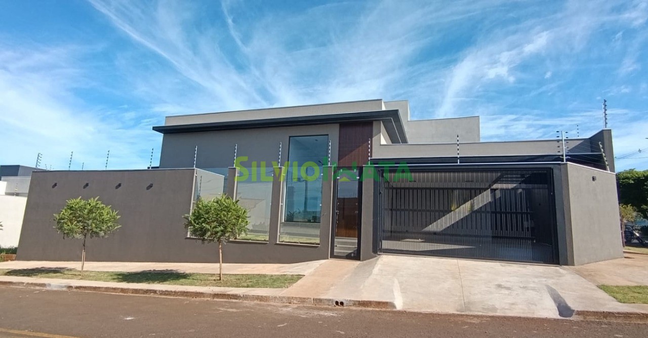 Casa à venda em Jardim Espanha, Maringá — Portal Chave Fácil