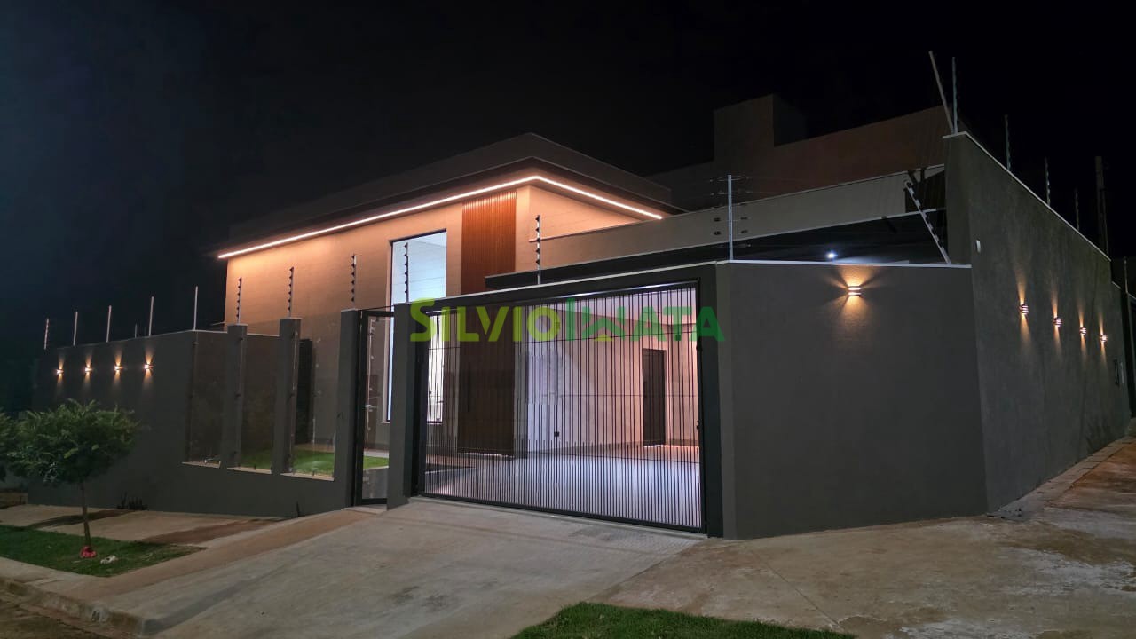 Casa à venda em Jardim Espanha, Maringá — Portal Chave Fácil