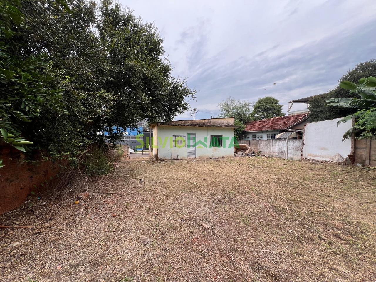 Terreno/Área à venda em Zona 08, Maringá — Portal Chave Fácil