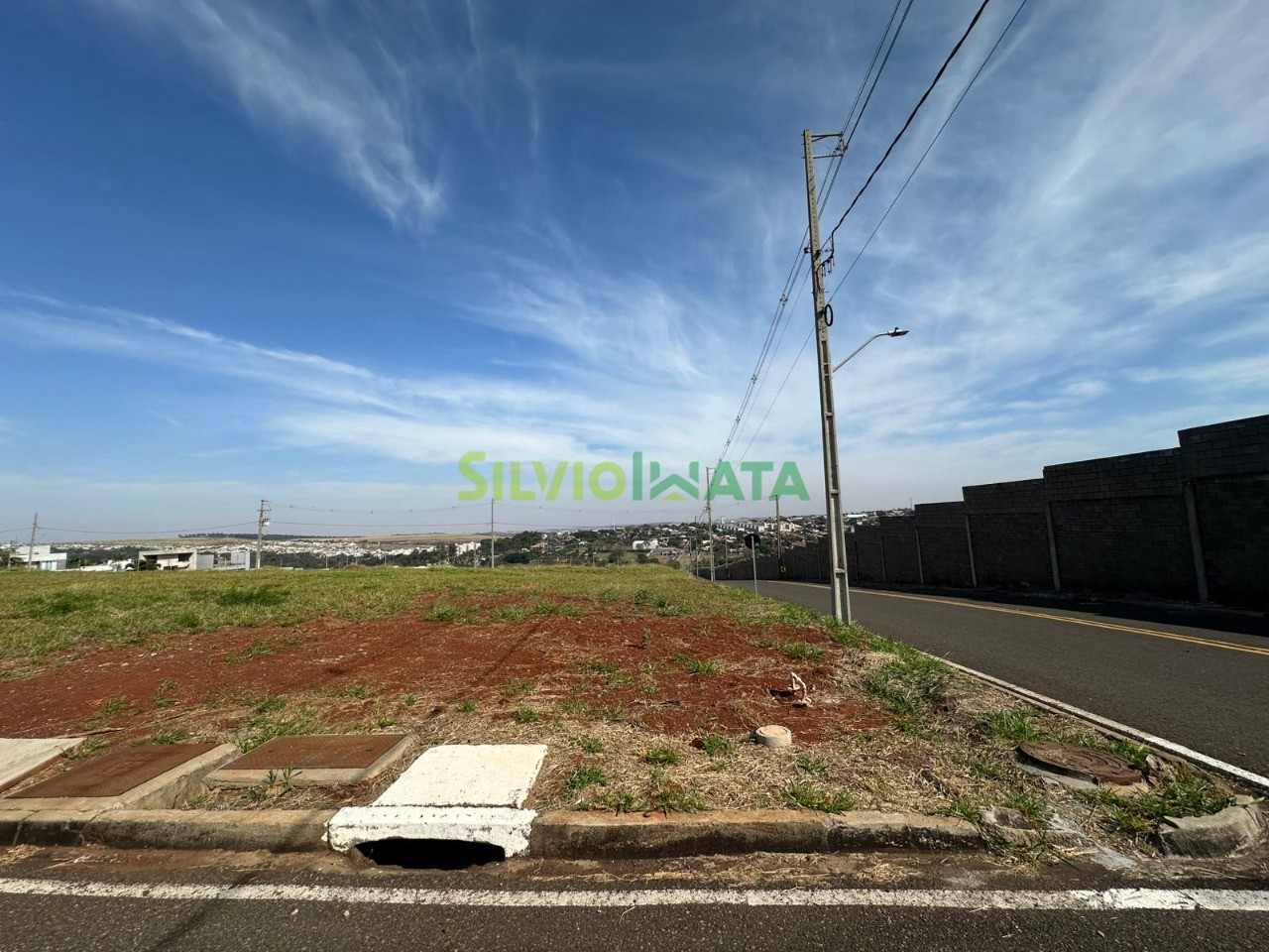 Terreno/Área à venda em Chácaras Aeroporto, Maringá — Portal Chave Fácil