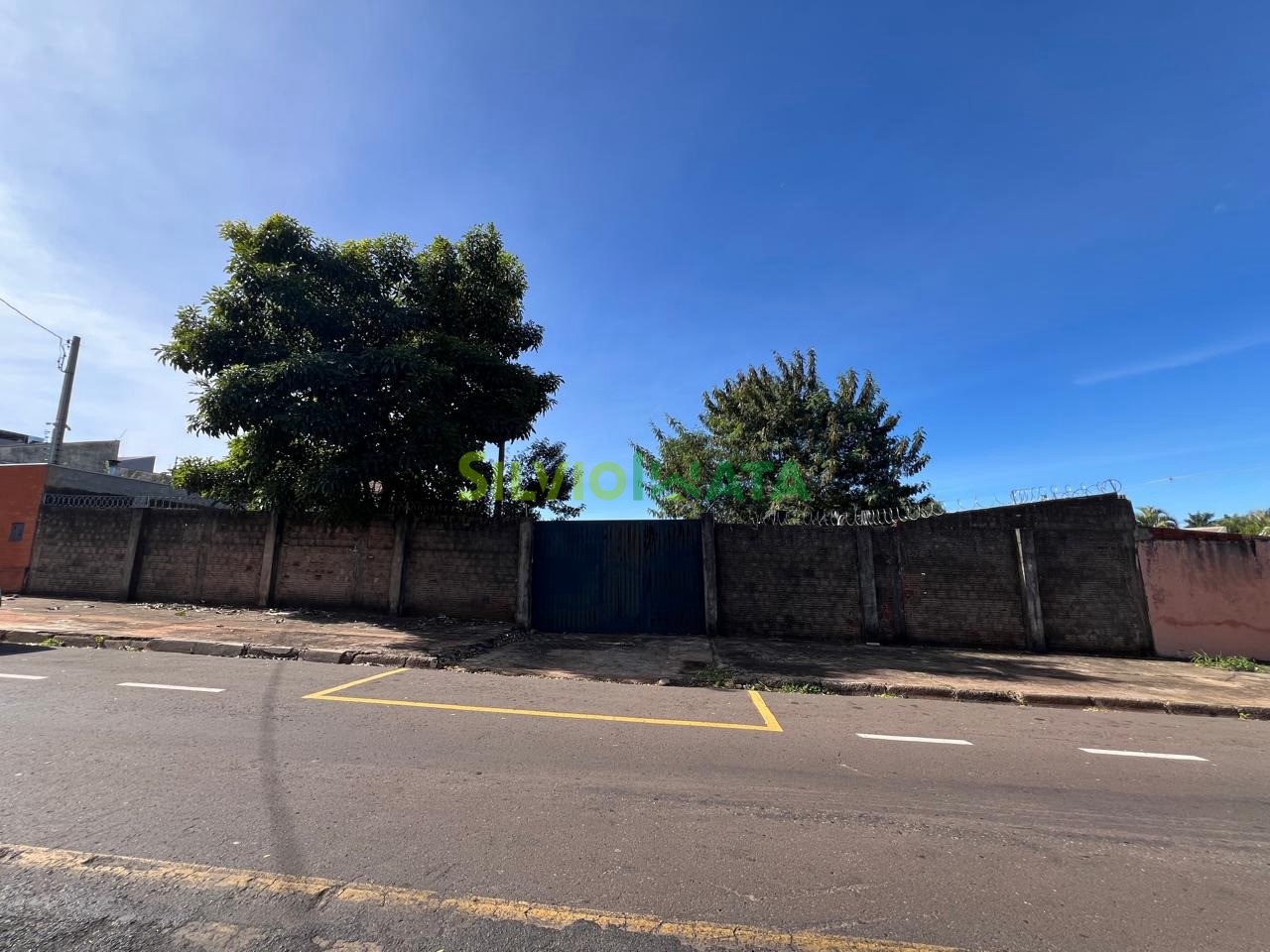 Terreno/Área à venda em Jardim Licce, Maringá — Portal Chave Fácil