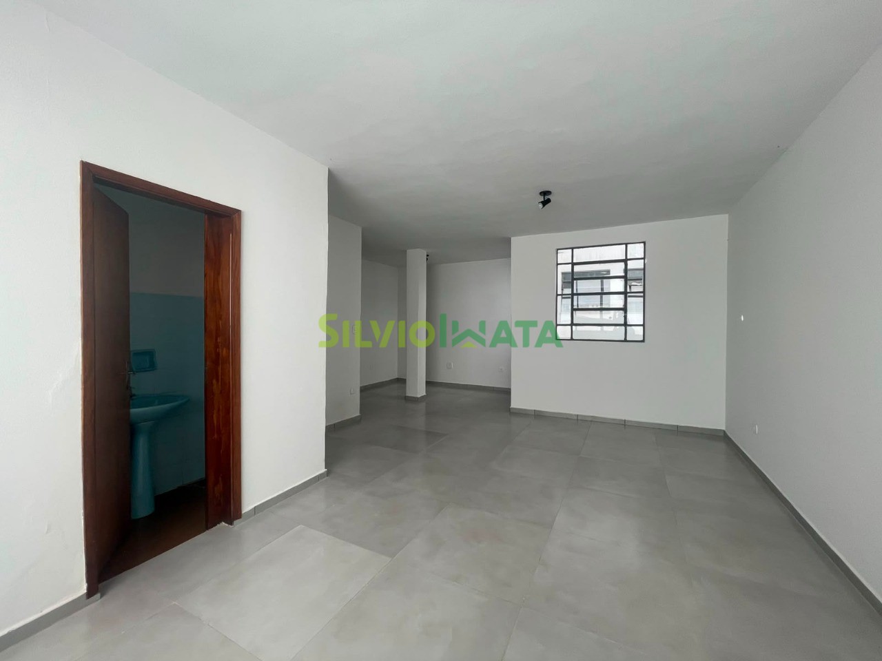 Sala/Conjunto Comercial para alugar em Zona 01 Centro, Maringá — Portal Chave Fácil
