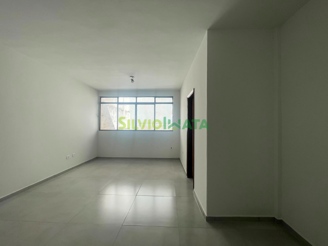 Sala/Conjunto Comercial para alugar em Zona 01 Centro, Maringá — Portal Chave Fácil