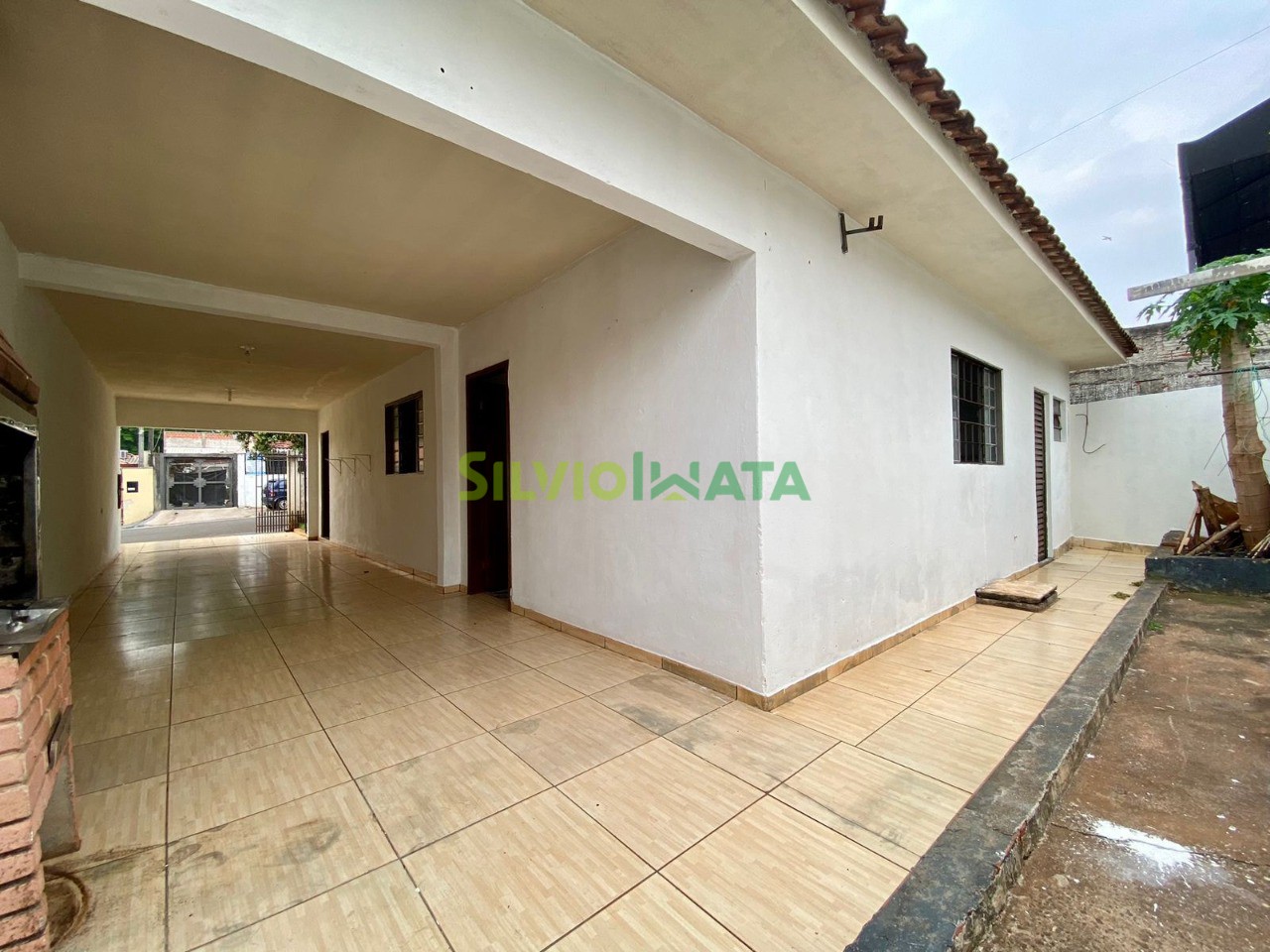 Casa à venda em Conjunto Habitacional Requião, Maringá — Portal Chave Fácil