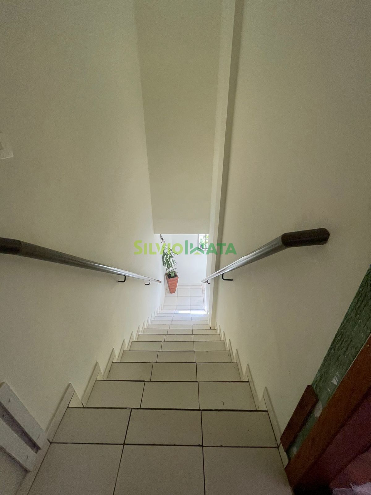 Apartamento para alugar em Jardim Alvorada Iii, Maringá — Portal Chave Fácil