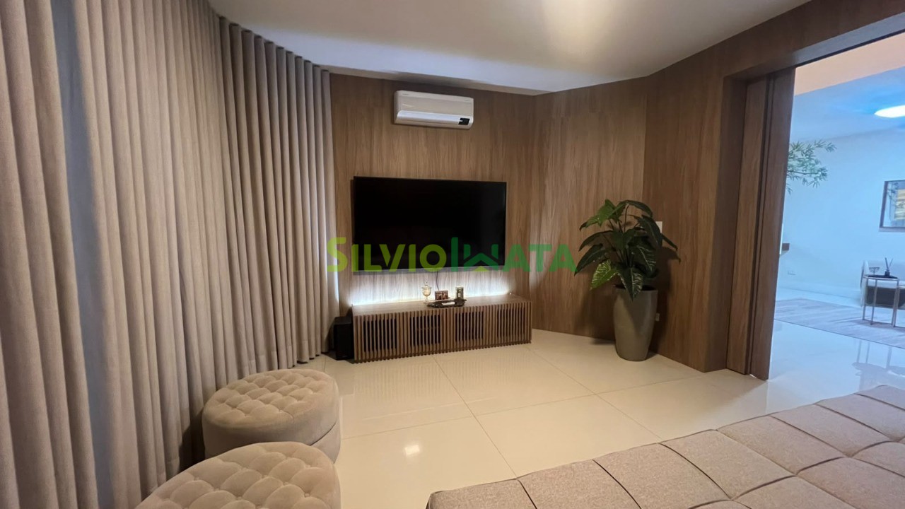Casa à venda em Zona 02, Maringá — Portal Chave Fácil
