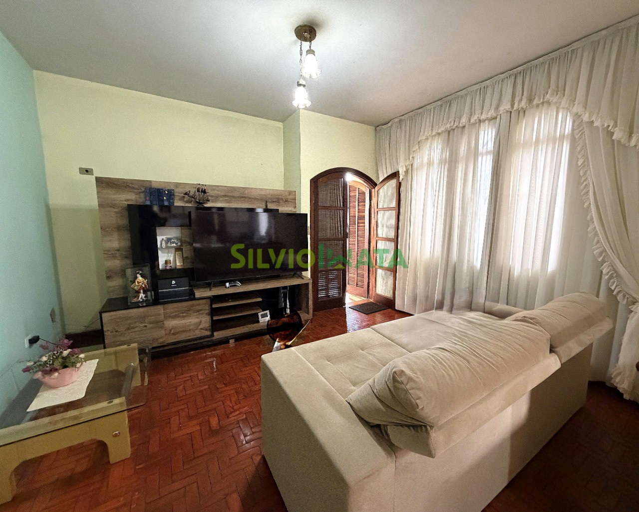 Casa à venda em Zona 08, Maringá — Portal Chave Fácil