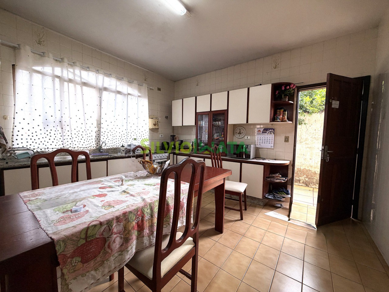 Casa à venda em Zona 08, Maringá — Portal Chave Fácil