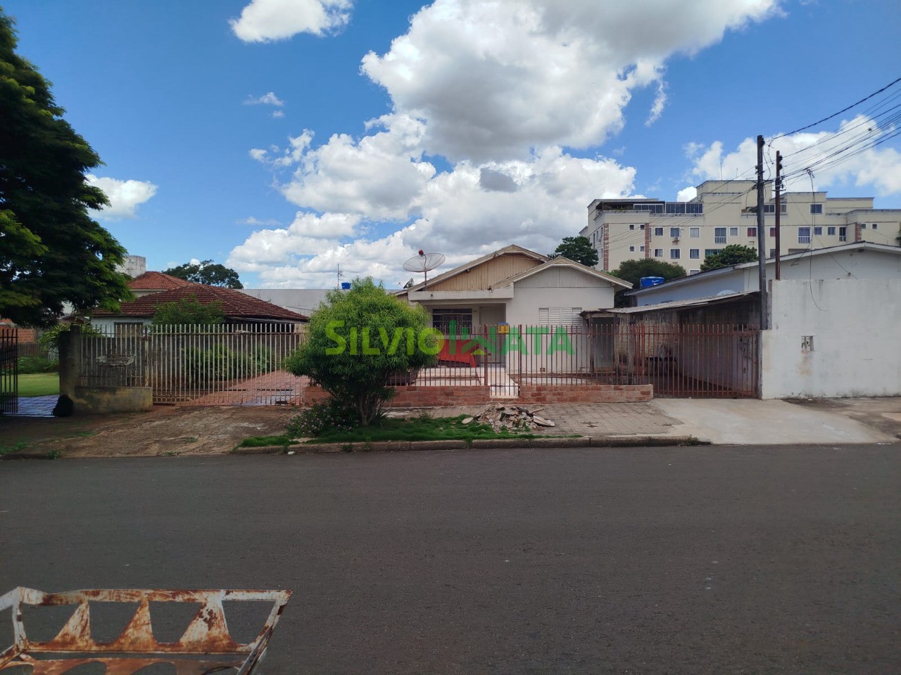 Terreno/Área à venda em Vila Morangueira, Maringá — Portal Chave Fácil