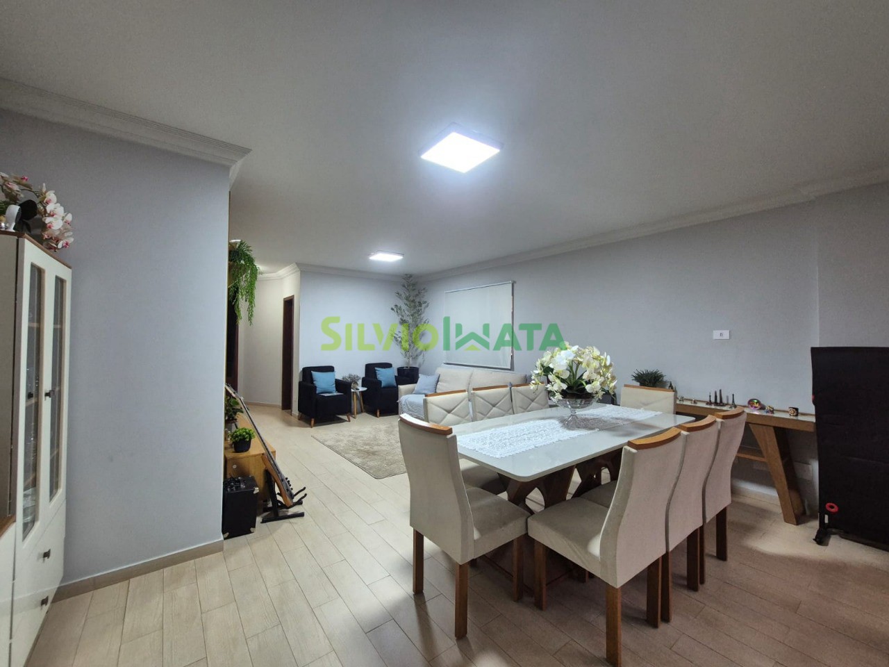 Apartamento à venda em Zona 07, Maringá — Portal Chave Fácil