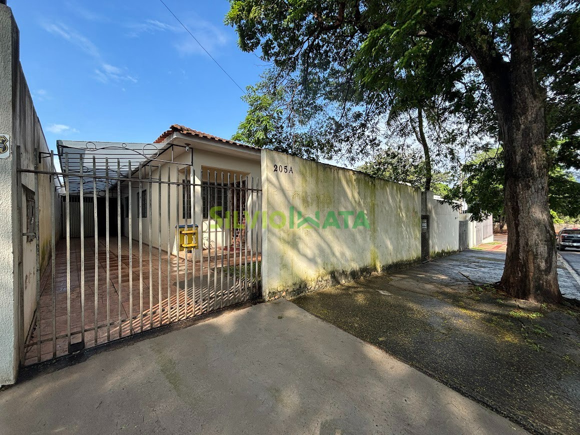 Terreno à venda em Zona 08, Maringá — Portal Chave Fácil