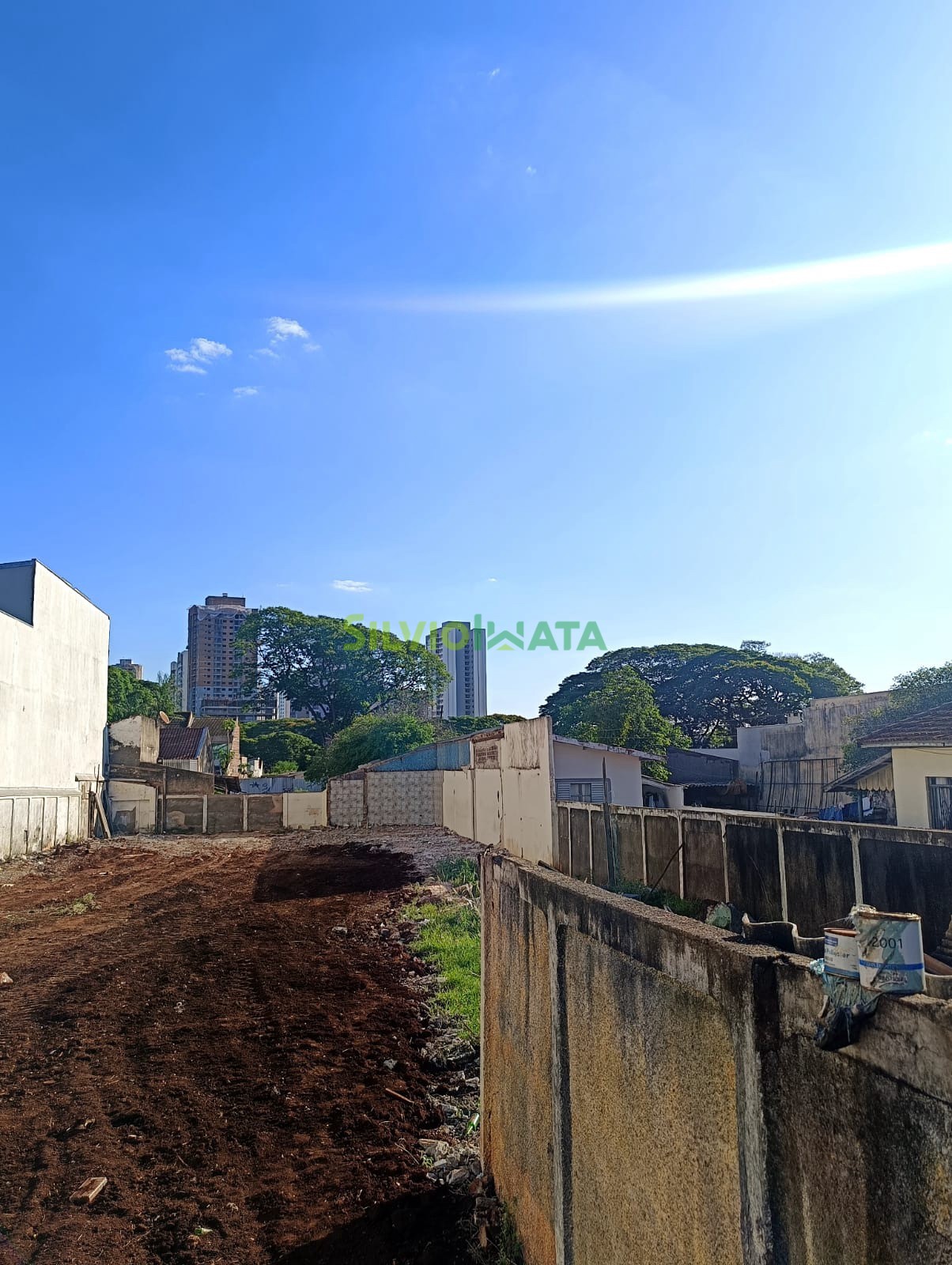 Terreno/Área à venda em Zona 08, Maringá — Portal Chave Fácil