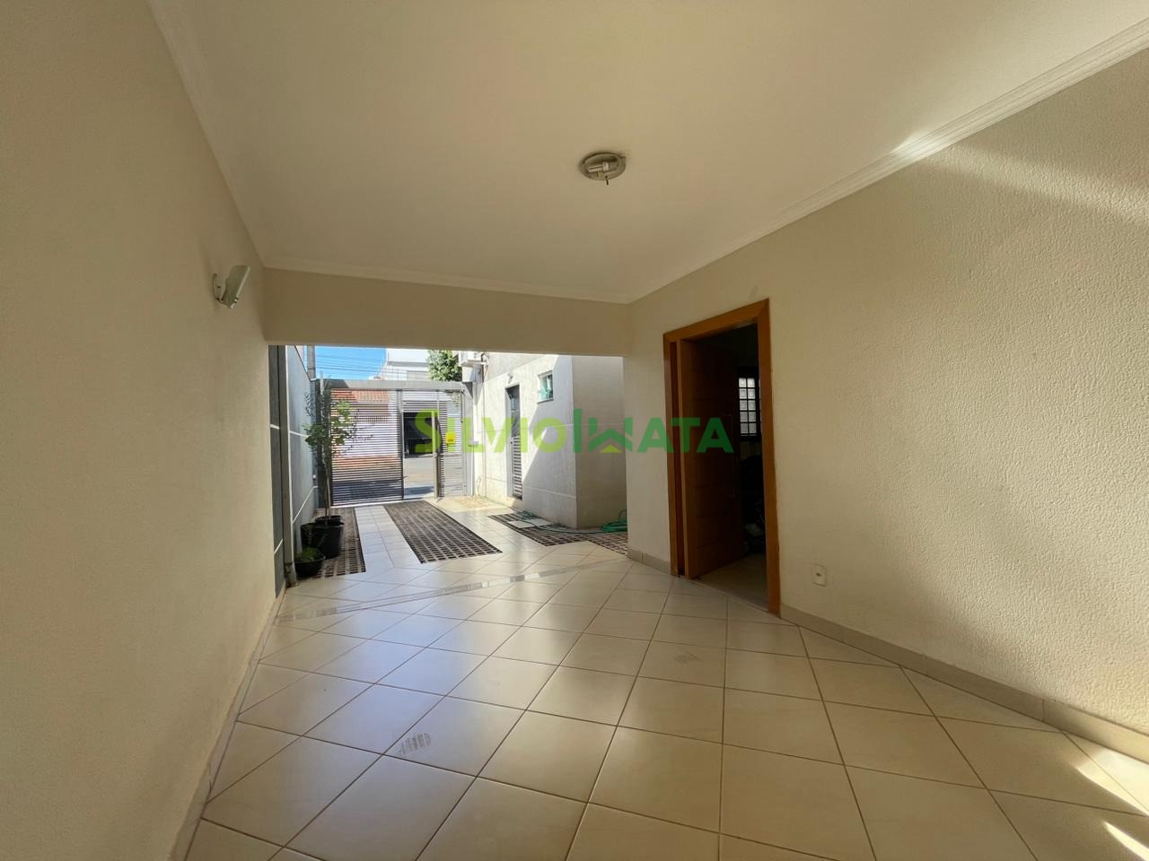 Casa para alugar em Conjunto Habitacional Inocente Vila Nova Júnior, Maringá — Portal Chave Fácil