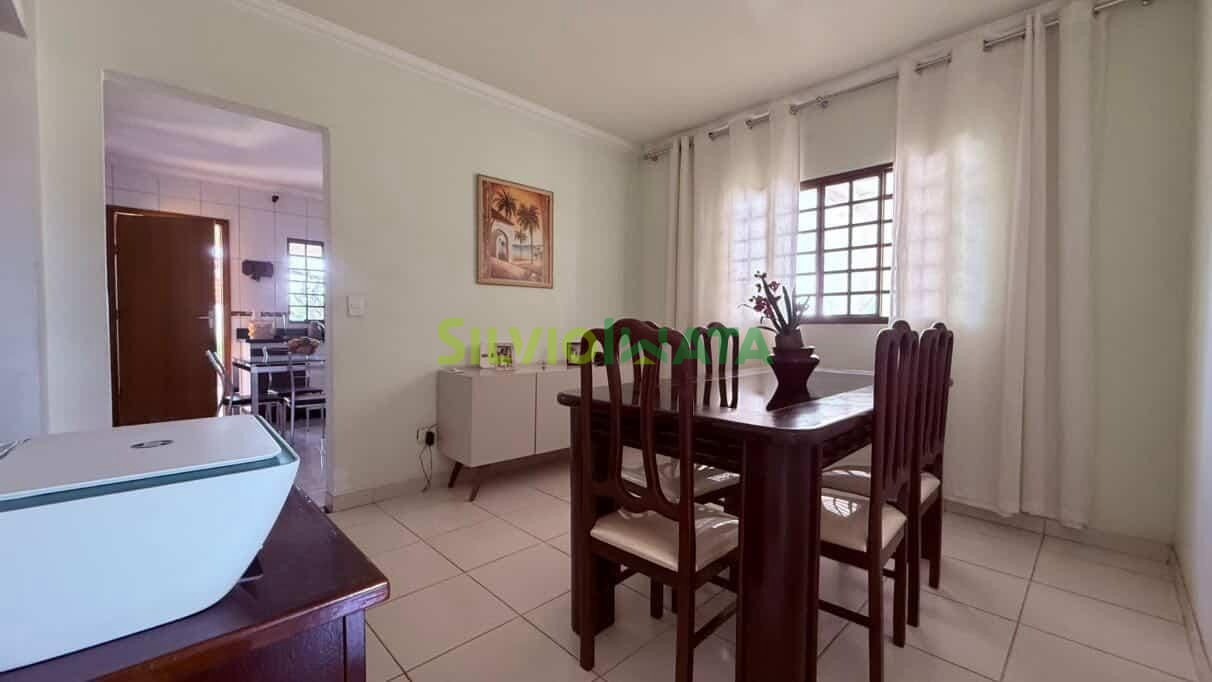 Casa à venda em Jardim Paris, Maringá — Portal Chave Fácil