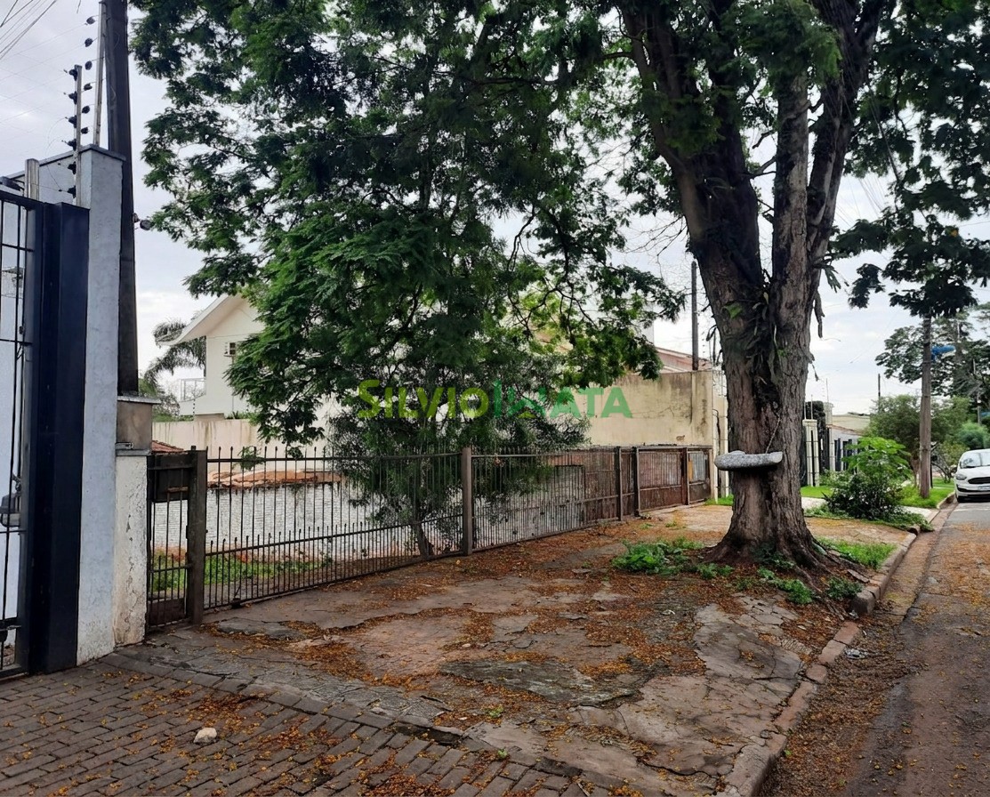 Terreno/Área à venda em Zona 05, Maringá — Portal Chave Fácil