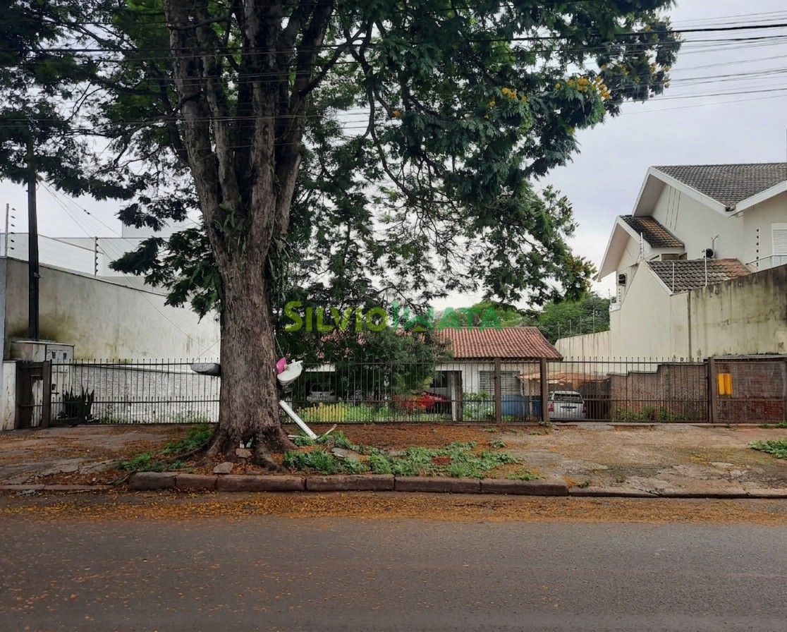 Terreno/Área à venda em Zona 05, Maringá — Portal Chave Fácil