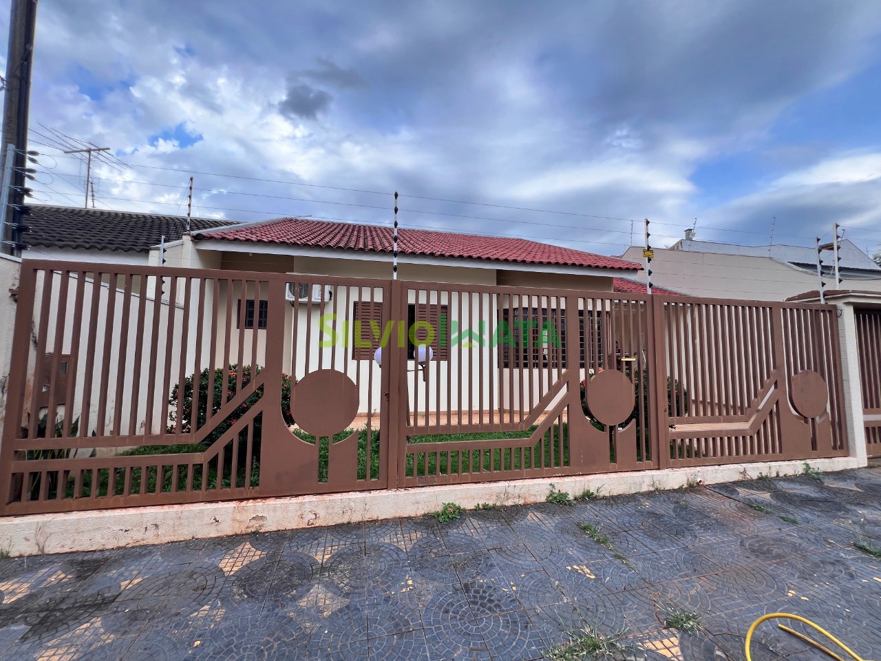 Casa para alugar em Jardim Imperial, Maringá — Portal Chave Fácil