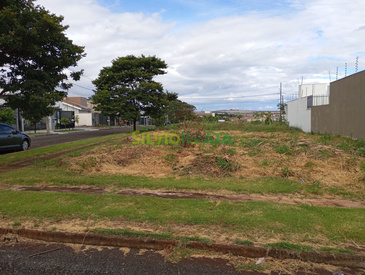 Terreno/Área à venda em Jardim Oriental, Maringá — Portal Chave Fácil