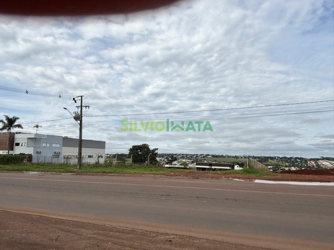 Terreno/Área para alugar em Parque Industrial, Maringá — Portal Chave Fácil