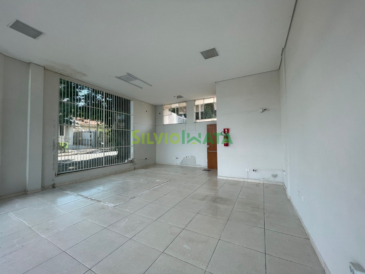 Sala/Conjunto Comercial para alugar em Conjunto Residencial Ney Braga, Maringá — Portal Chave Fácil