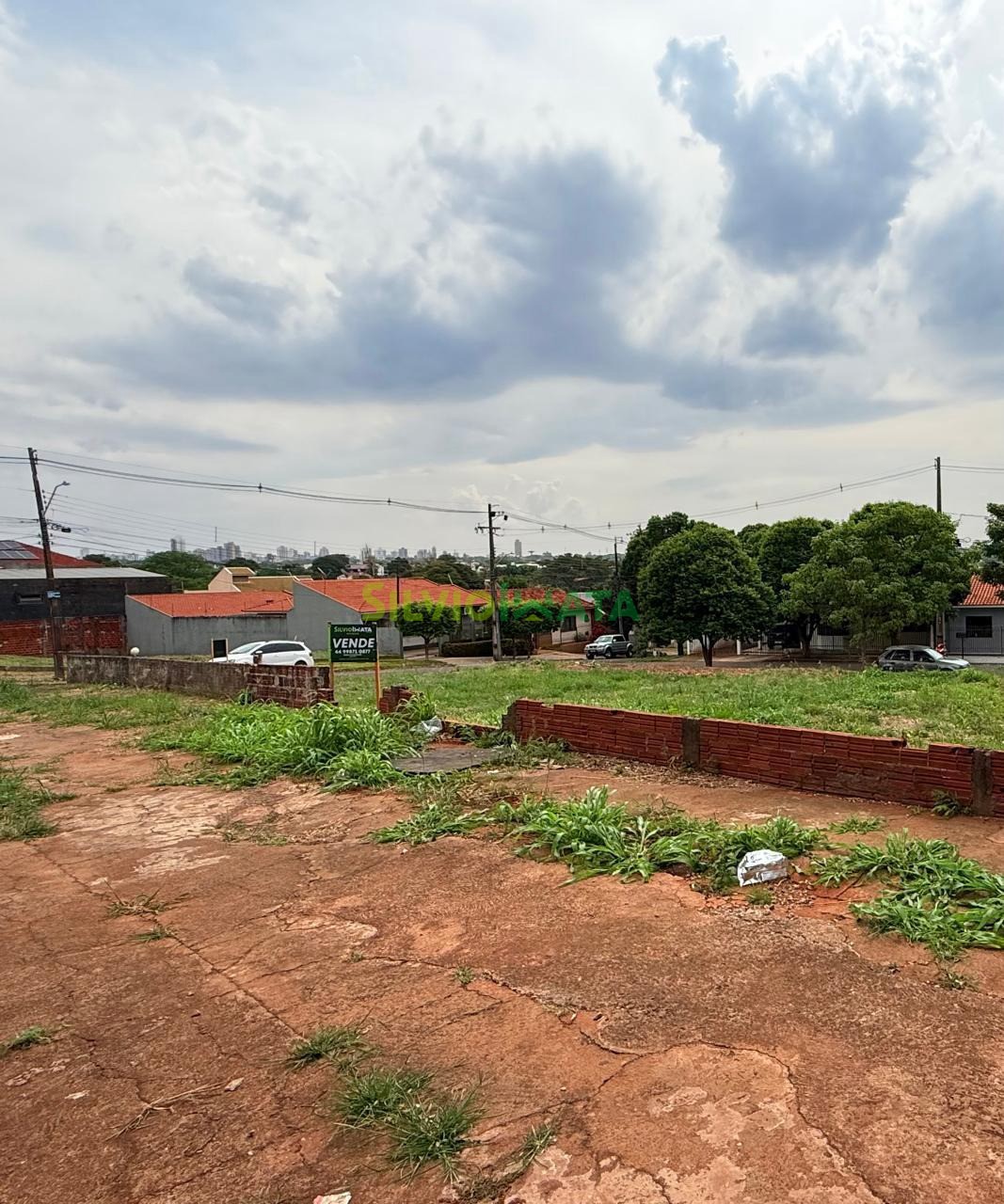 Terreno/Área à venda em Vila Morangueira, Maringá — Portal Chave Fácil
