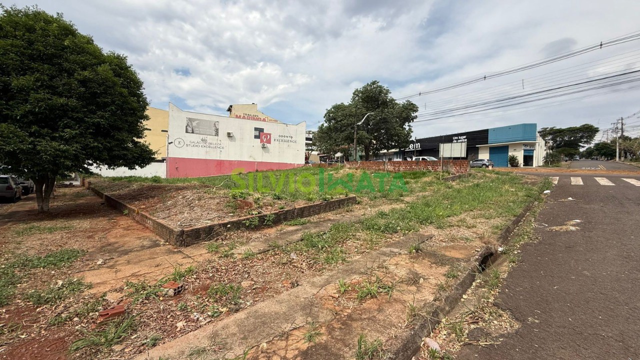 Terreno/Área à venda em Vila Morangueira, Maringá — Portal Chave Fácil