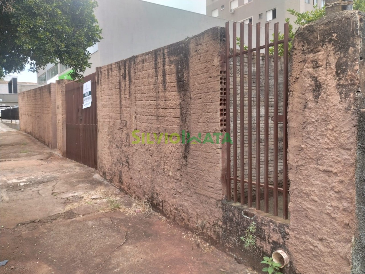 Terreno/Área à venda em Zona 06, Maringá — Portal Chave Fácil