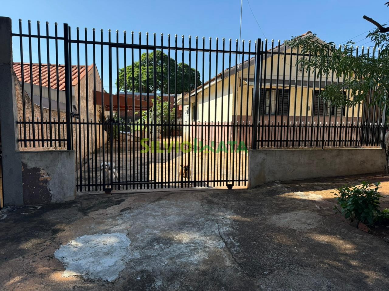 Casa à venda em Conjunto Residencial Branca Vieira, Maringá — Portal Chave Fácil