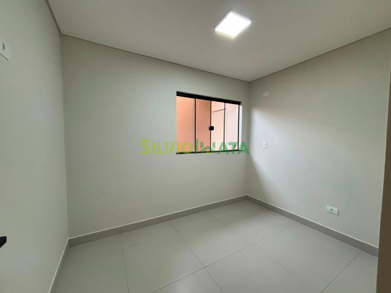 Casa à venda em Jardim Oriental, Maringá — Portal Chave Fácil
