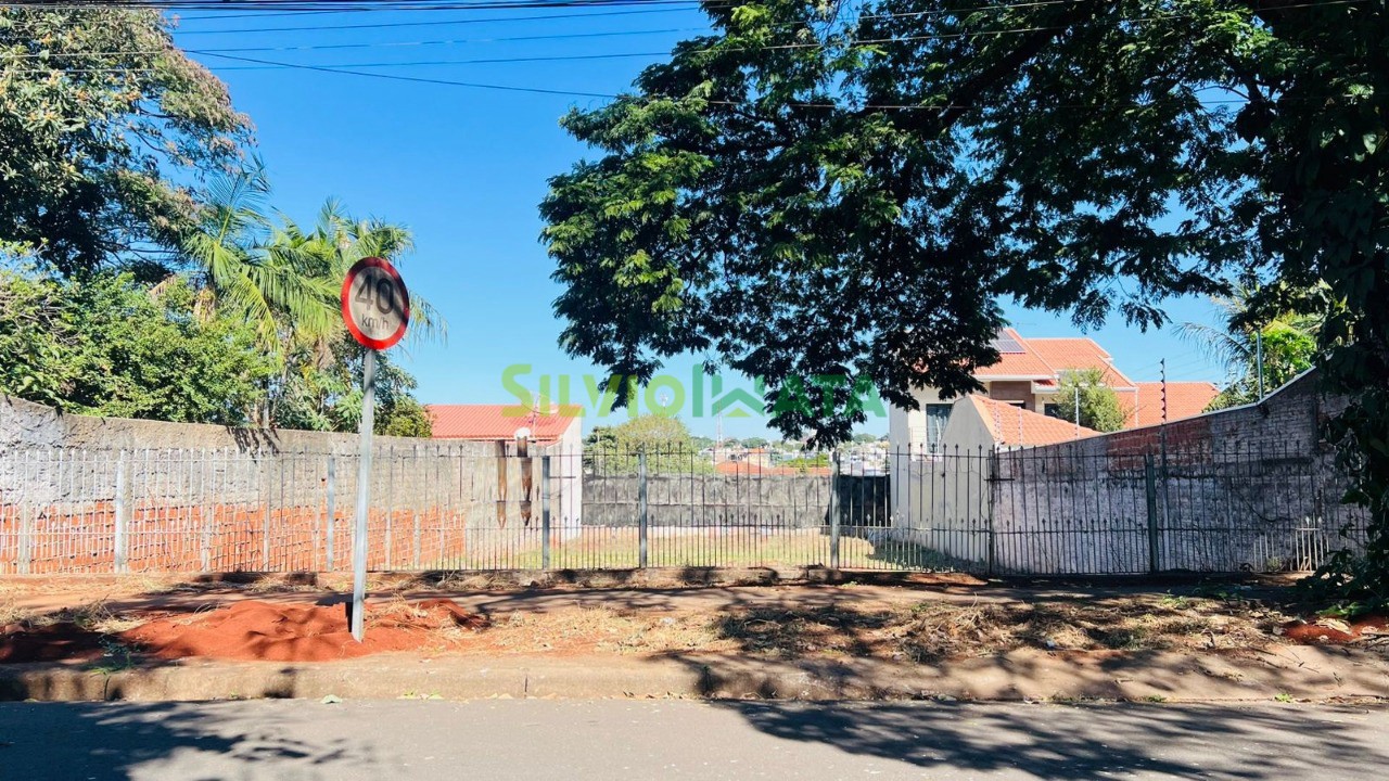 Terreno/Área à venda em Zona 04, Maringá — Portal Chave Fácil