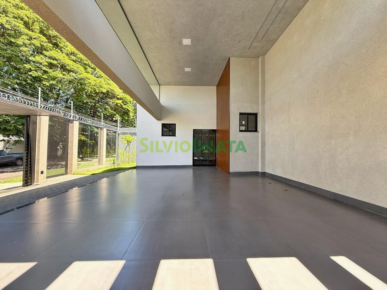 Casa à venda em Zona 05, Maringá — Portal Chave Fácil