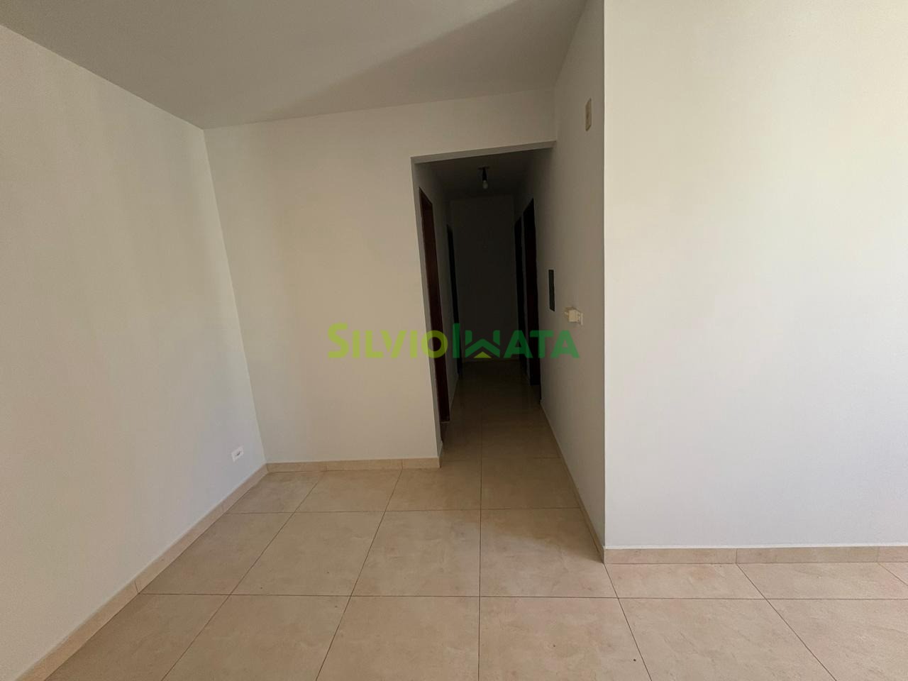 Apartamento à venda em Vila Cleópatra, Maringá — Portal Chave Fácil