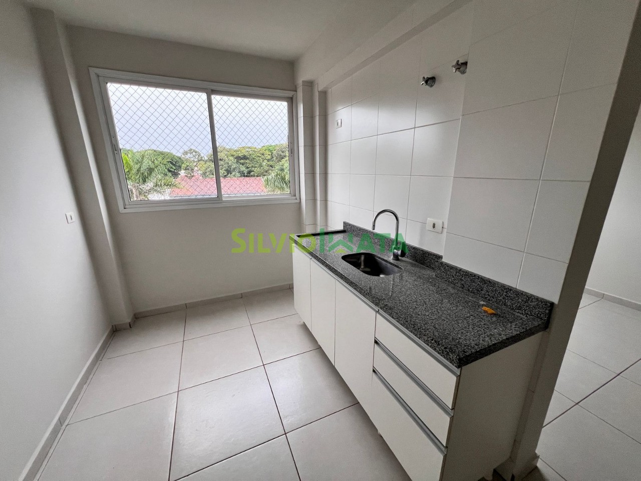 Apartamento para alugar em Jardim São Silvestre, Maringá — Portal Chave Fácil