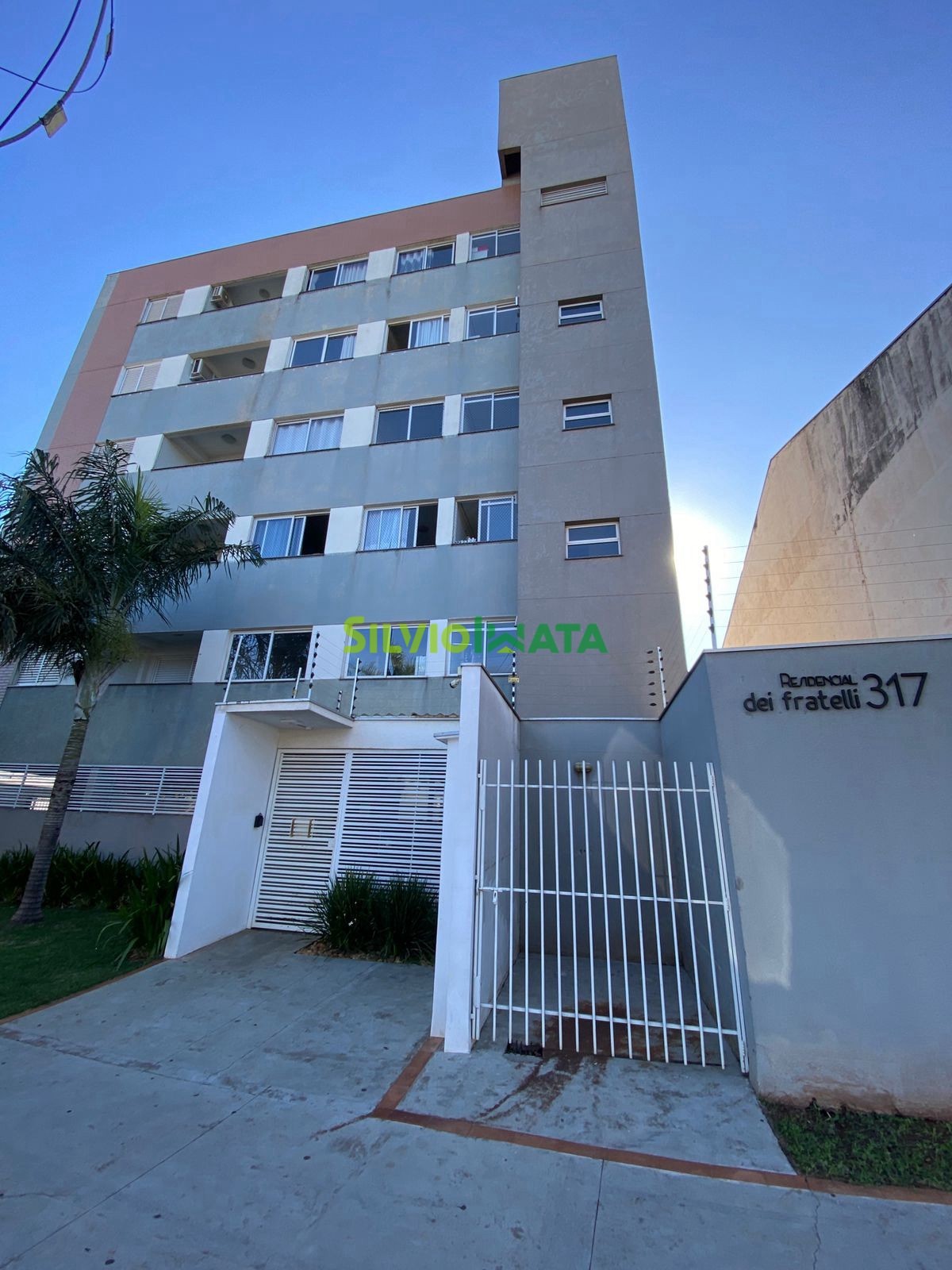 Apartamento para alugar em Jardim São Silvestre, Maringá — Portal Chave Fácil