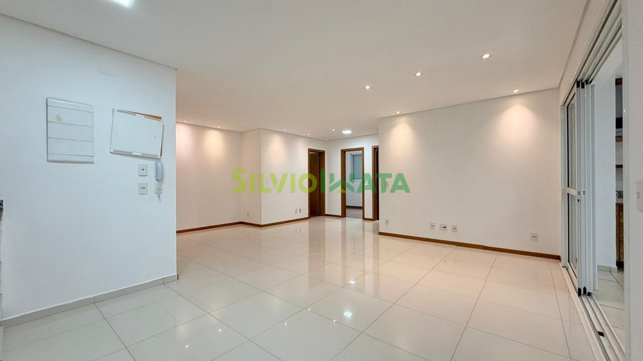 Apartamento à venda em Zona 03, Maringá — Portal Chave Fácil