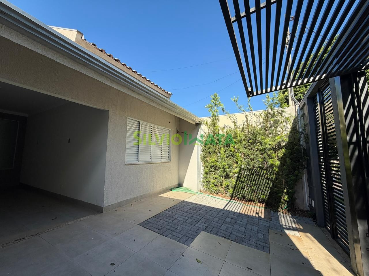 Casa à venda em Jardim Monte Rei, Maringá — Portal Chave Fácil