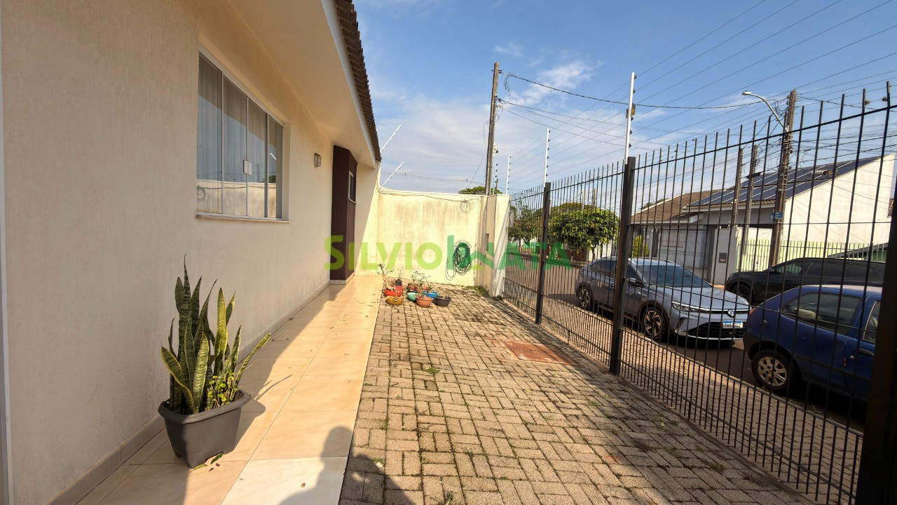 Casa à venda em Zona 05, Maringá — Portal Chave Fácil
