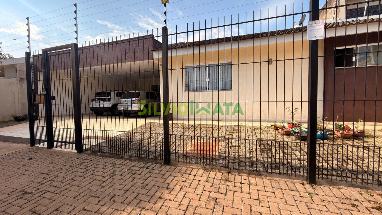 Casa à venda em Zona 05, Maringá — Portal Chave Fácil