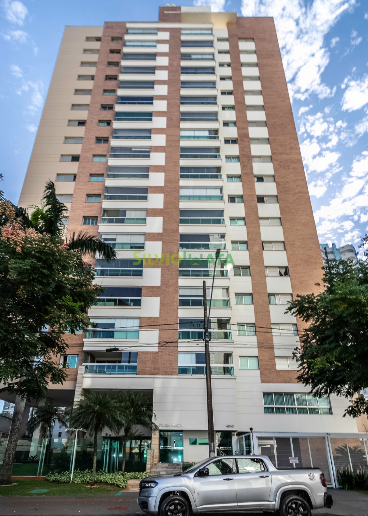 Apartamento para alugar em Zona 07, Maringá — Portal Chave Fácil
