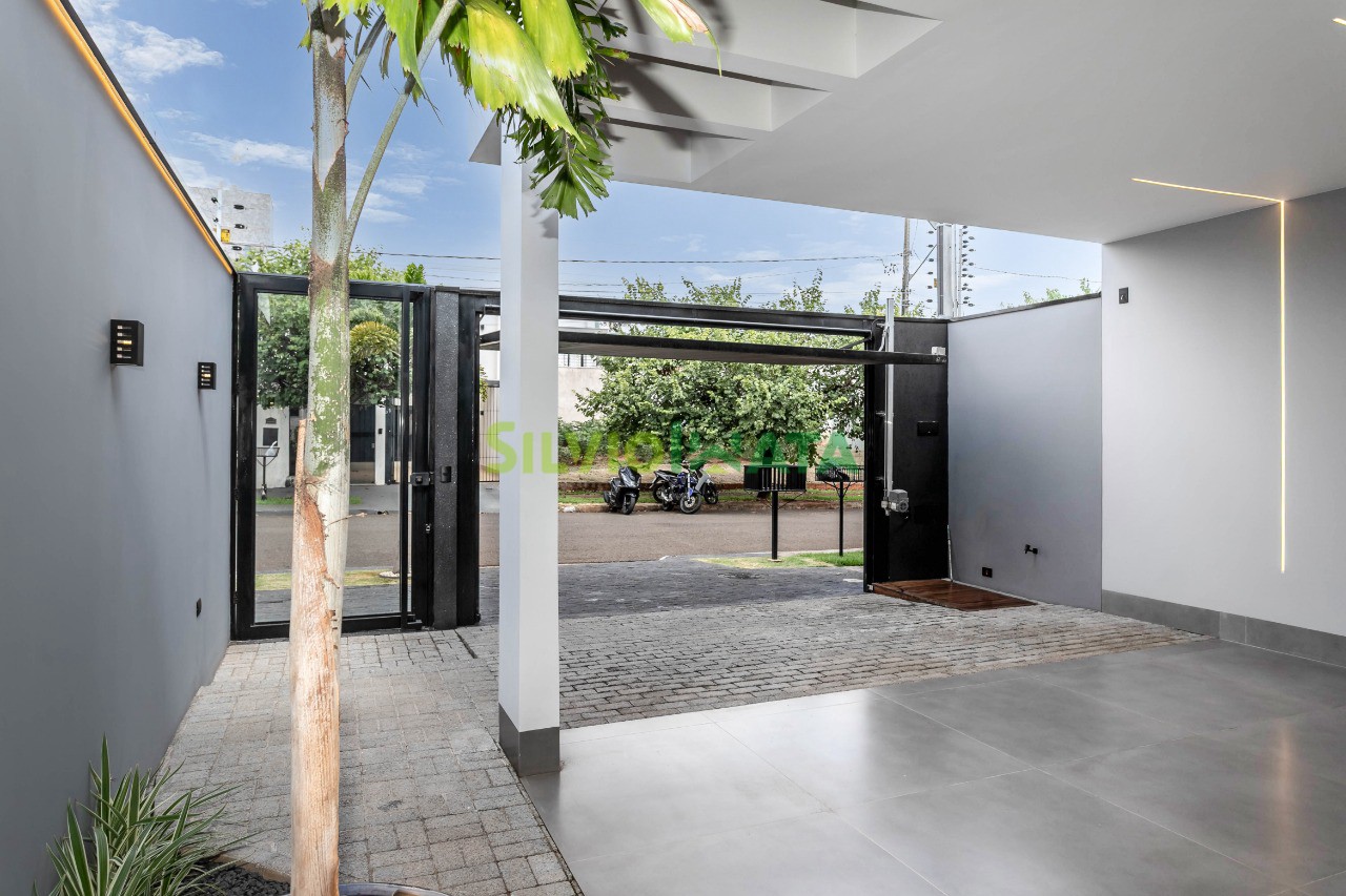 Casa à venda em Jardim Canadá, Maringá — Portal Chave Fácil