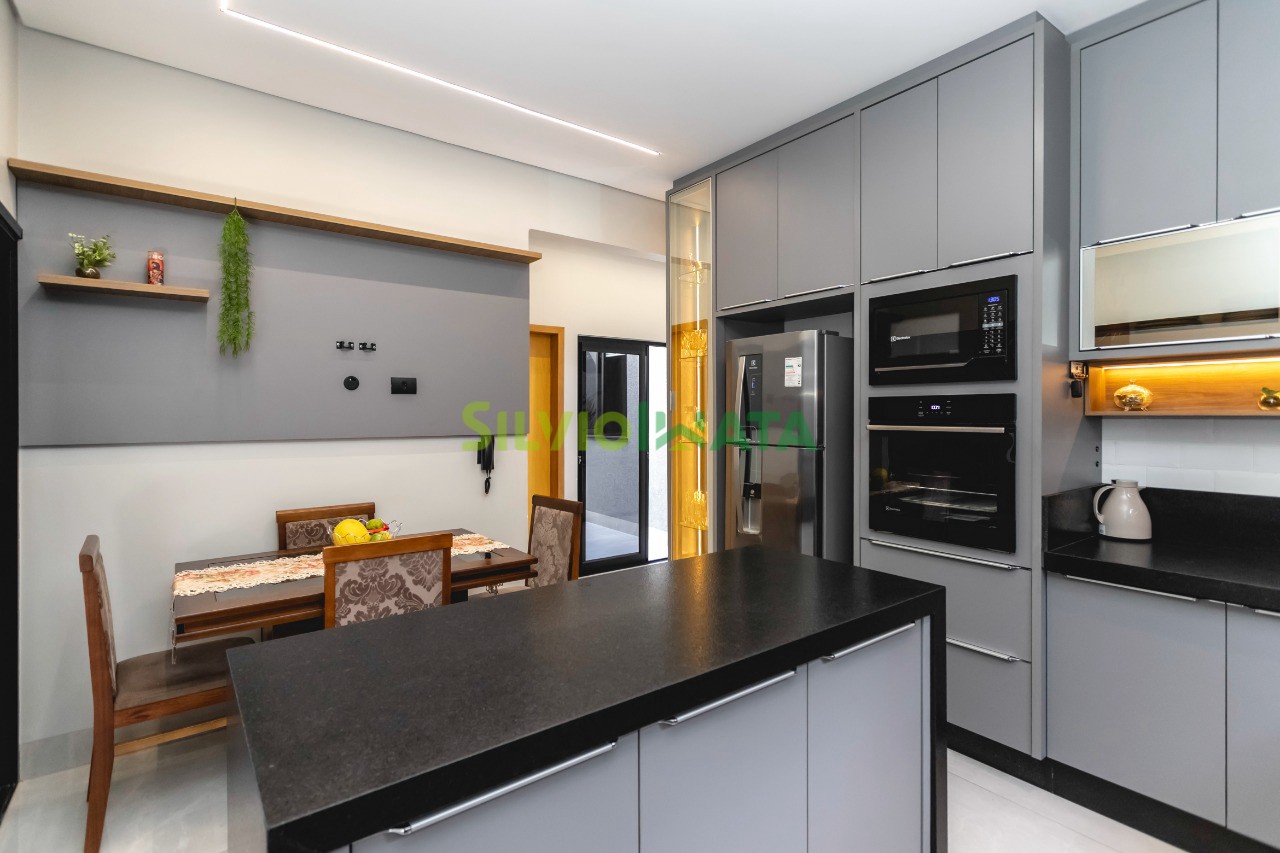 Casa à venda em Jardim Alvorada, Maringá — Portal Chave Fácil