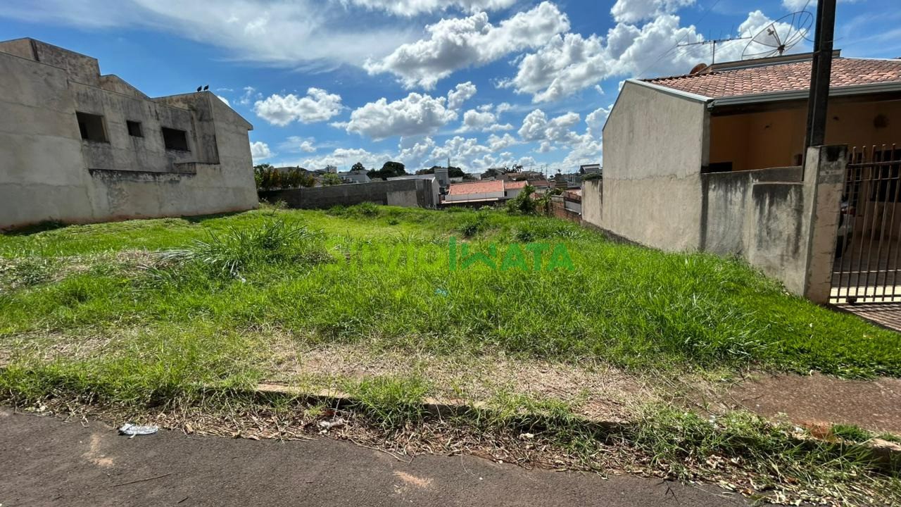 Terreno/Área à venda em Jardim Central, Astorga — Portal Chave Fácil