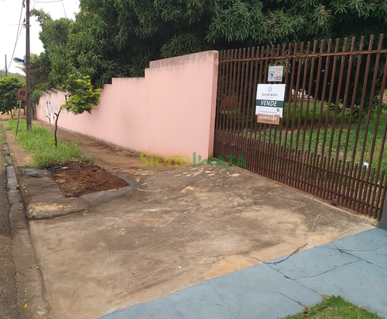 Chácara à venda por R$ 1.300.000,00 na Vila Morangueira, Maringá-PR