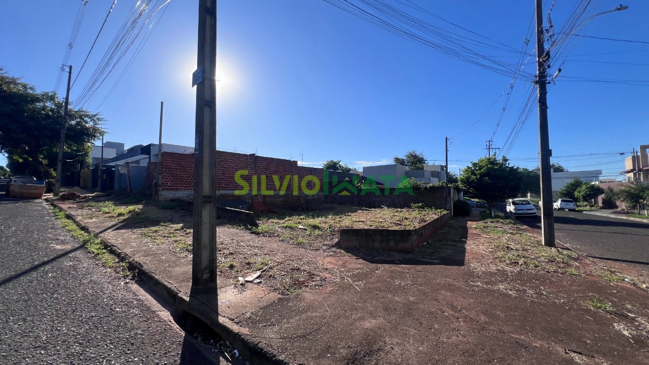 Terreno/Área à venda em Jardim Monte Rei, Maringá — Portal Chave Fácil