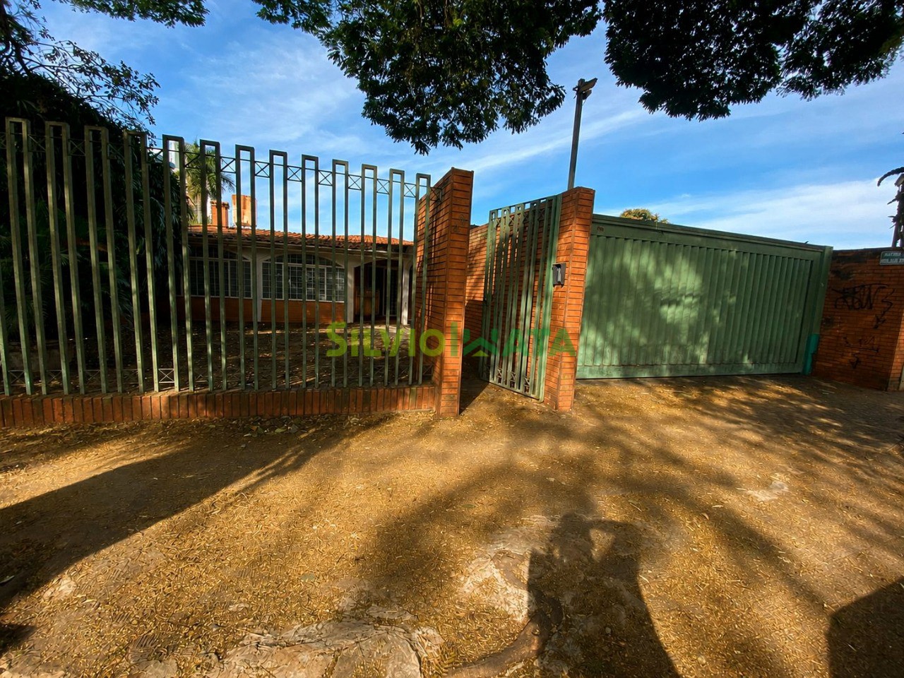 Loja para alugar em Zona 02, Maringá — Portal Chave Fácil
